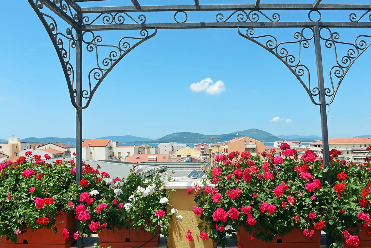 알게로 Casa I Gerani Vista Mare 아파트 외부 사진